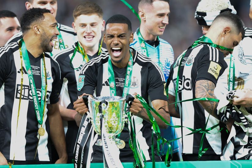 football_Post_Merson Urges Arsenal to Secure Alexander Isak: A Premier League Title Beckons_image