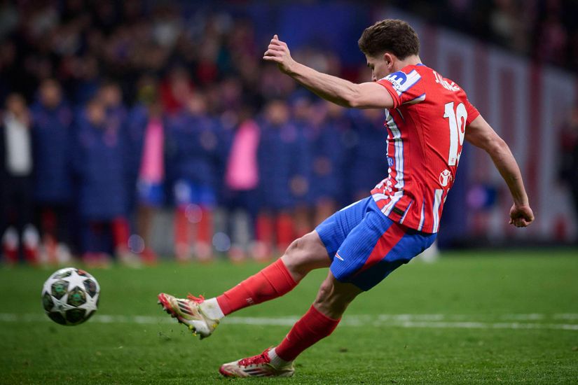 Will the Double-Touch Penalty Rule Be Revised? Julian Alvarez’s Controversial Spot Kick Sparks Debate