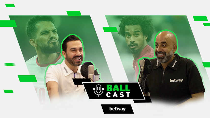 غلاف البودكاست بعنوان Ball Cast من إنتاج Betway Arabia. يضم صورًا لمضيفين يرتديان قمصان Betway ويتحدثان في الميكروفونات، إلى جانب لاعبين محترفين لكرة القدم أثناء العمل. تعمل عناصر التصميم الخضراء والسوداء على إبراز النص والصور، وتجسد روح Betway.